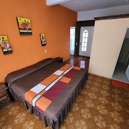Quinta Las Bugambilias Hotel Tecozautla Bagian luar foto