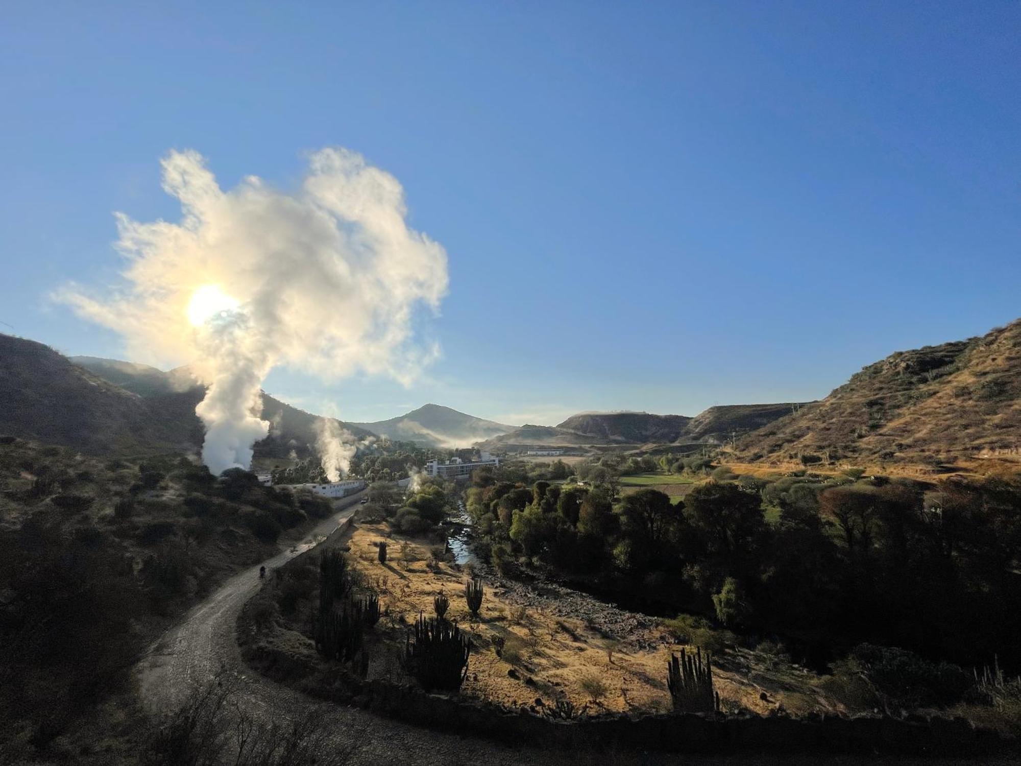 Quinta Las Bugambilias Hotel Tecozautla Bagian luar foto