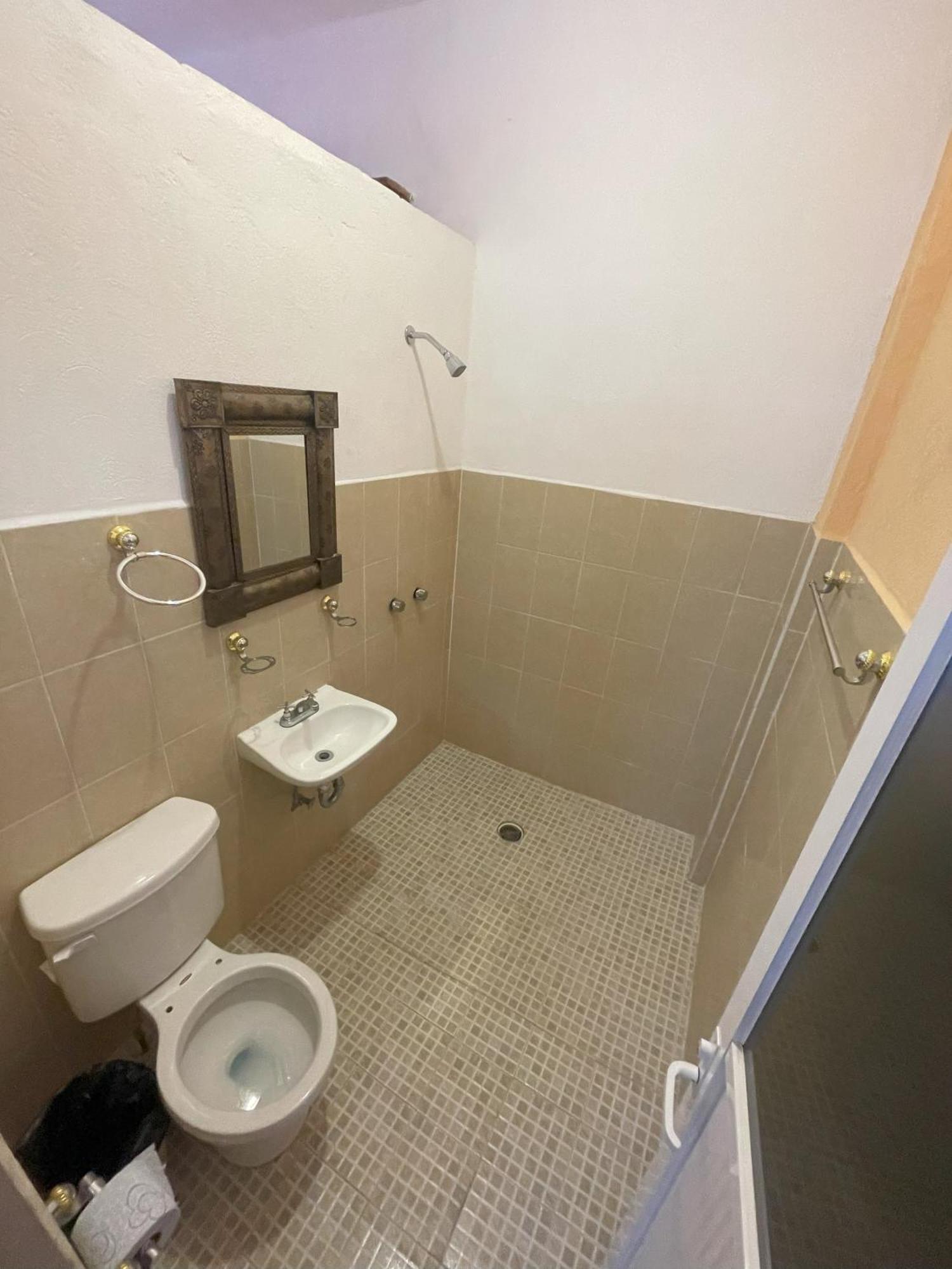 Quinta Las Bugambilias Hotel Tecozautla Bagian luar foto