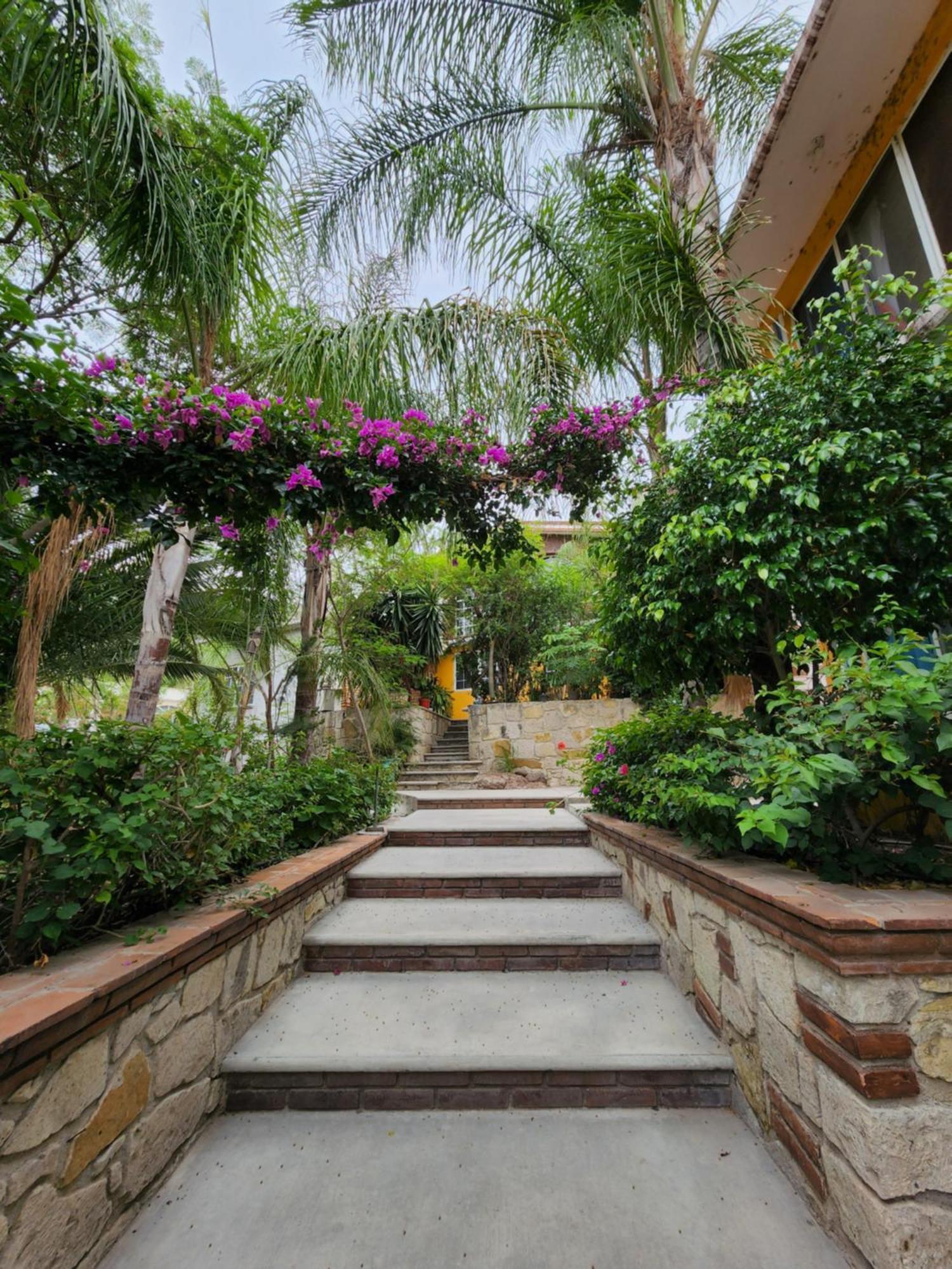 Quinta Las Bugambilias Hotel Tecozautla Bagian luar foto